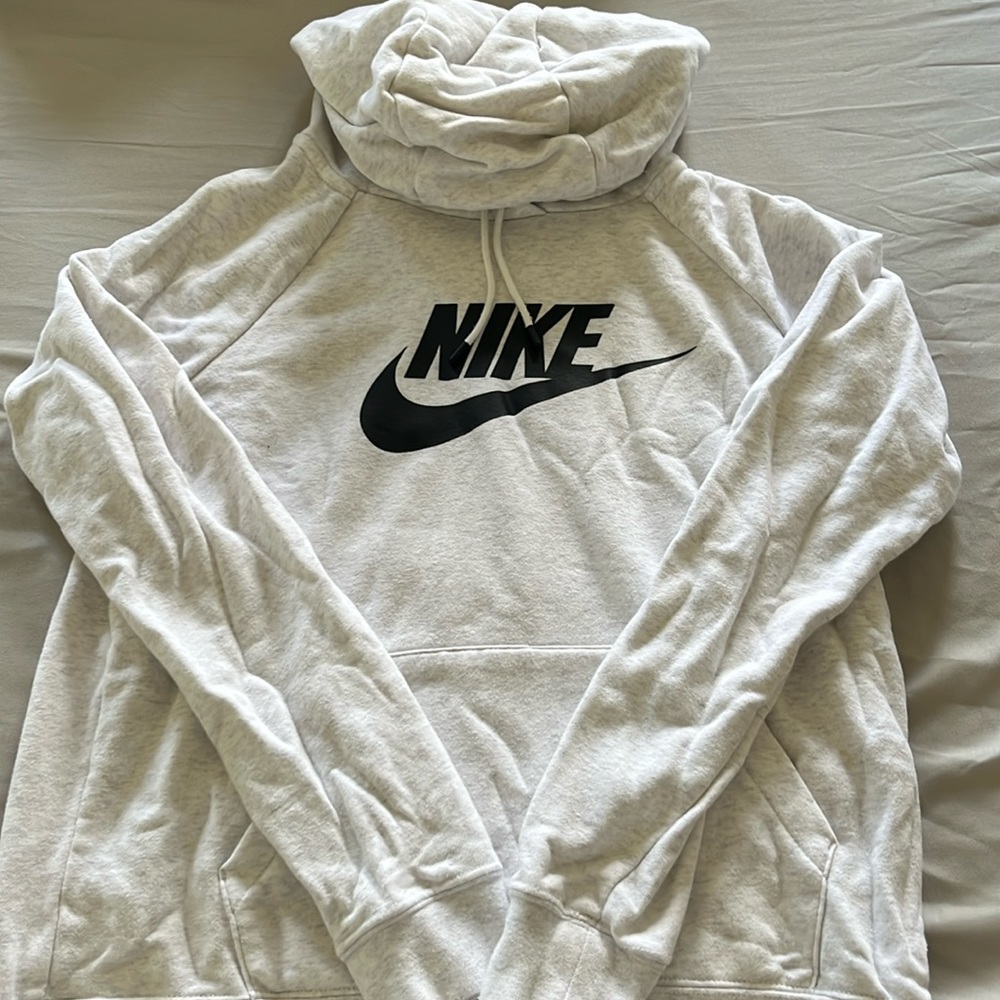 White Nike sweatshirt; hardly worn.